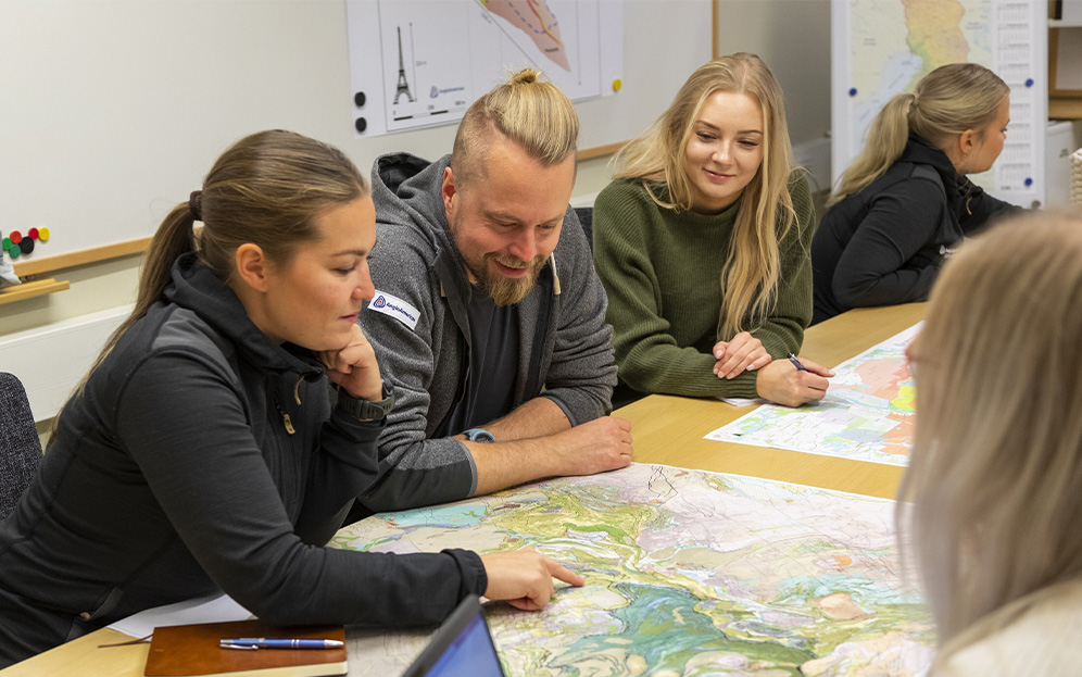 Etsimme kesätyöntekijöitä eri osastoillemme Sodankylään ja Ouluun